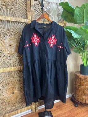 L&B black cordon dress size 2X plus Aztec print